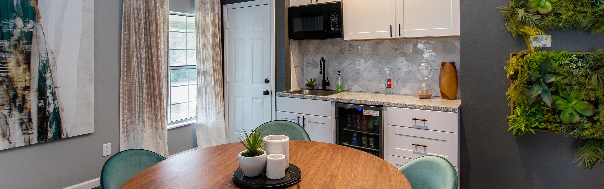 resident lounge