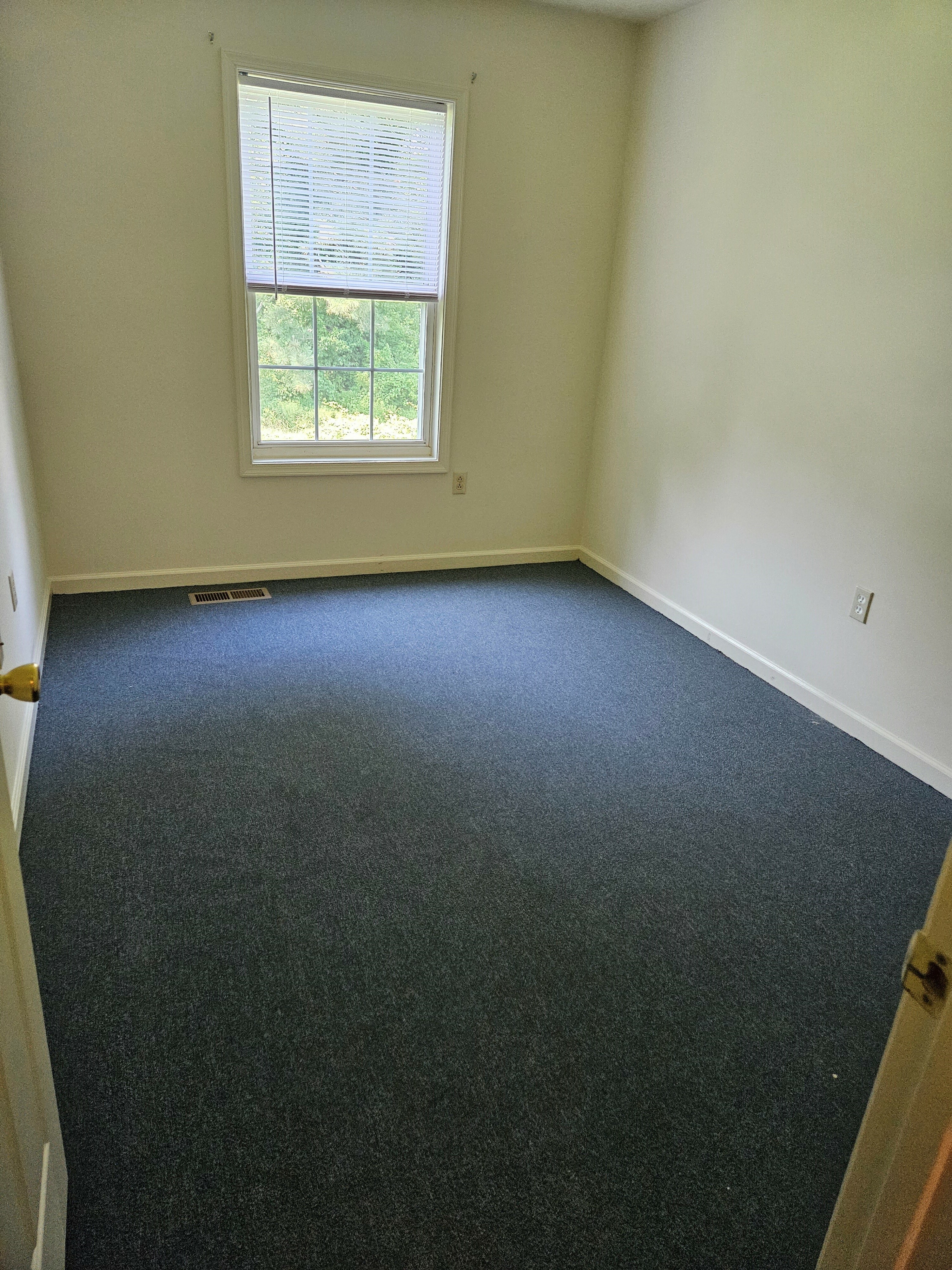 right bed room 1