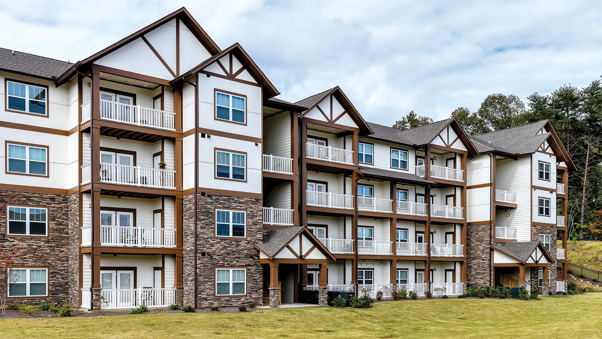 An apartment building at Legends Laurel Canyon