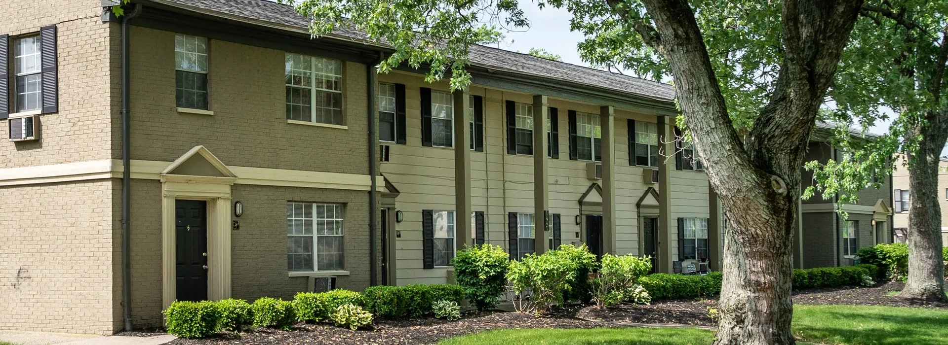 Clear Point Gardens - Exterior