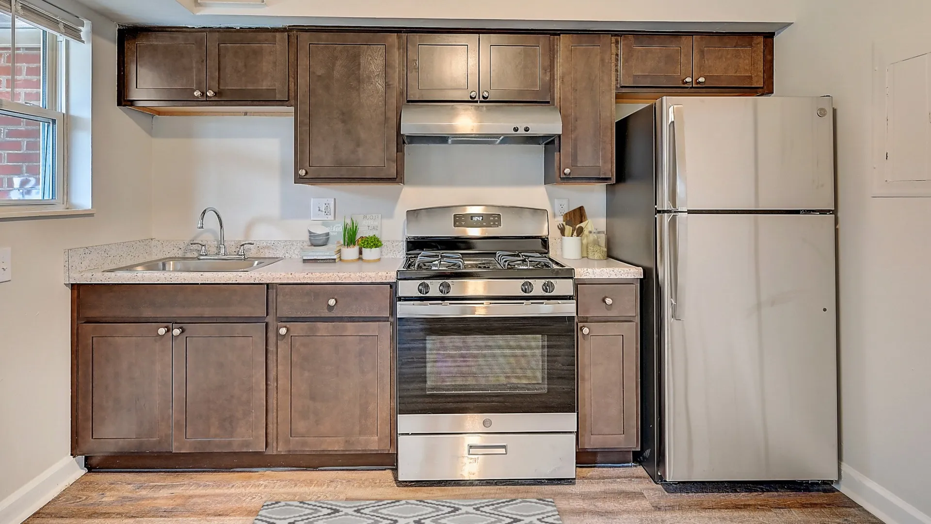 Skyview Townhomes and Apartments