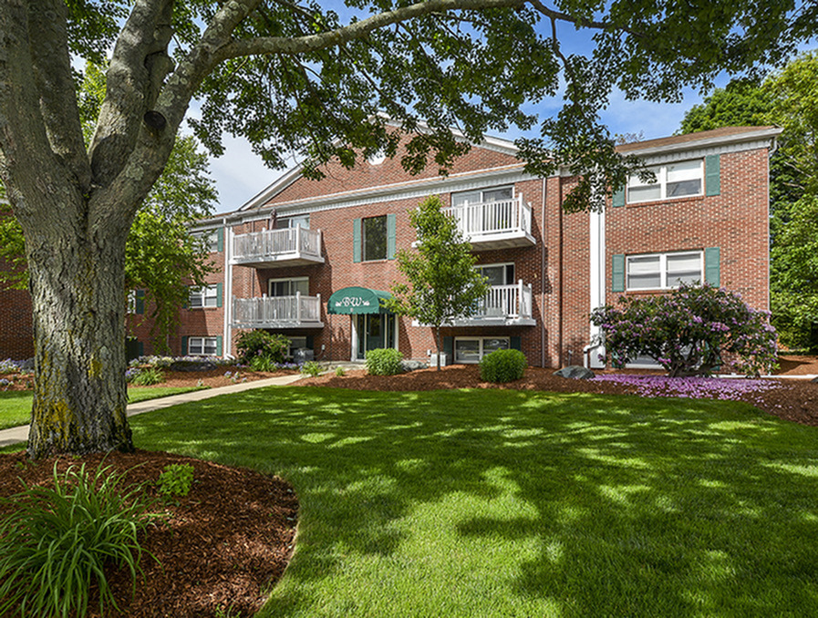 Belmont West Apartments In Brockton, MA