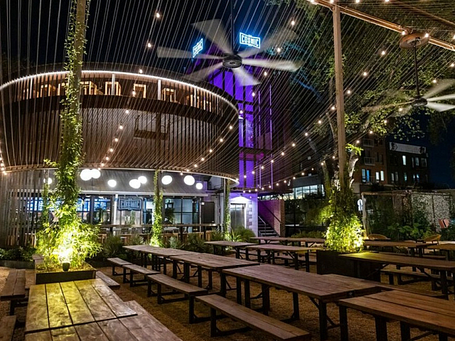 Outdoor Seating for Coffeeshop