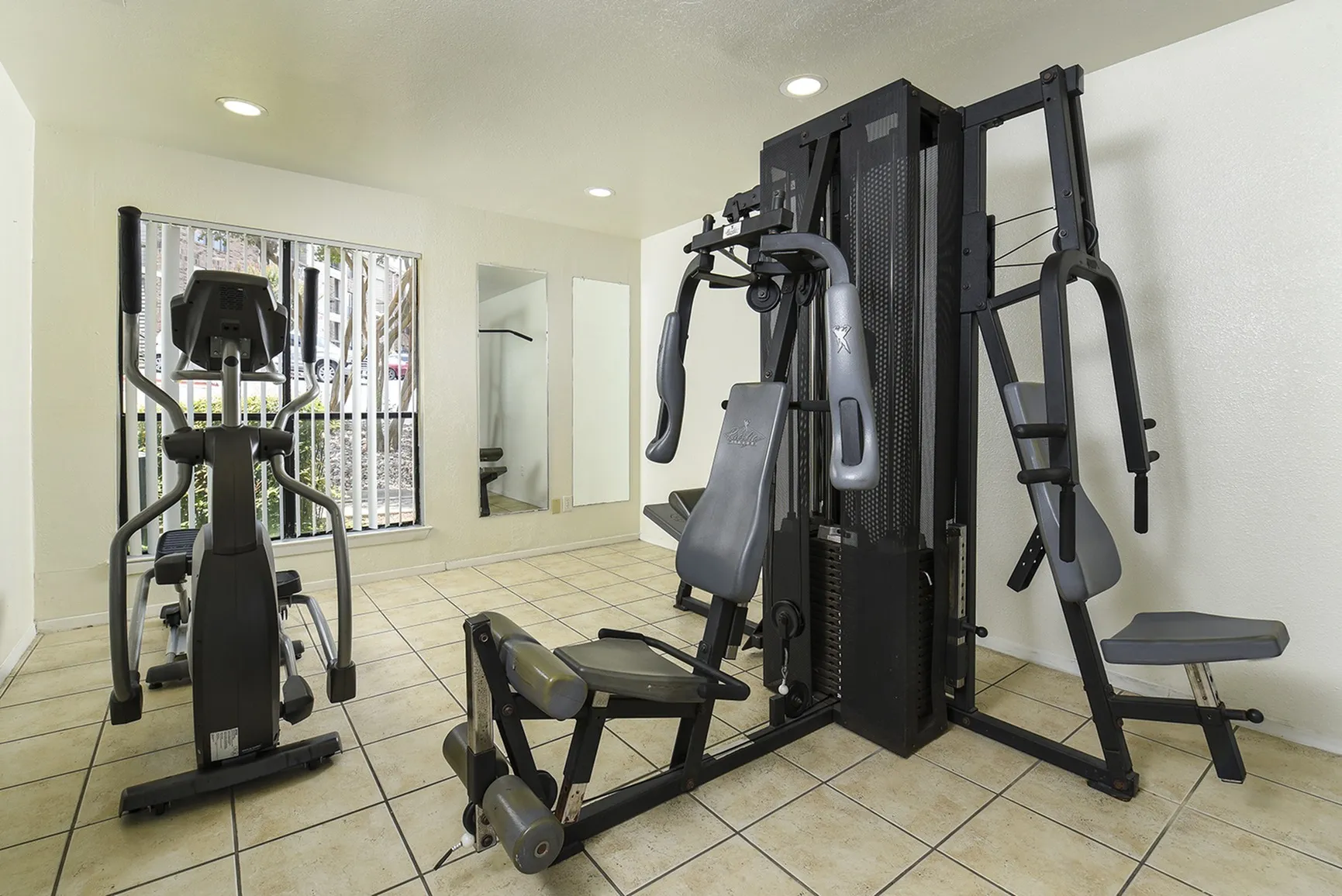 Fitness Center | elliptical | Weight machine