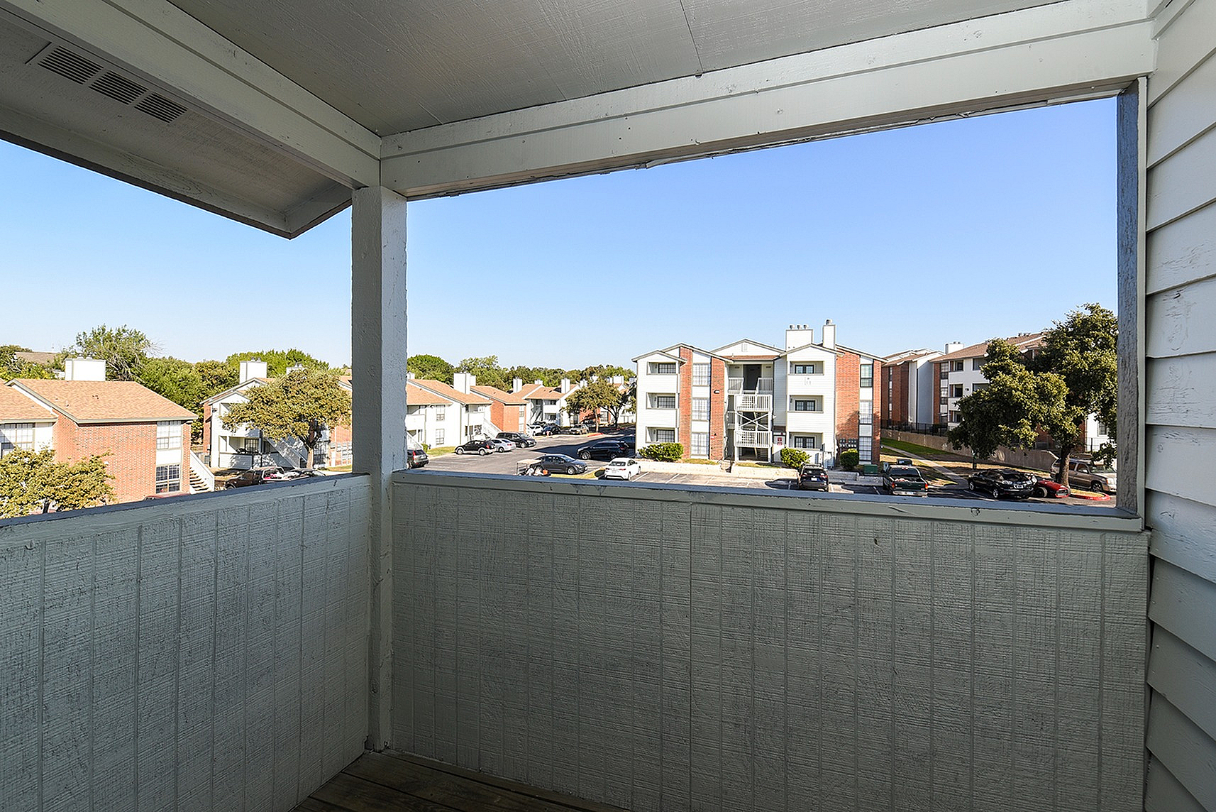 Enclosed patio/balcony