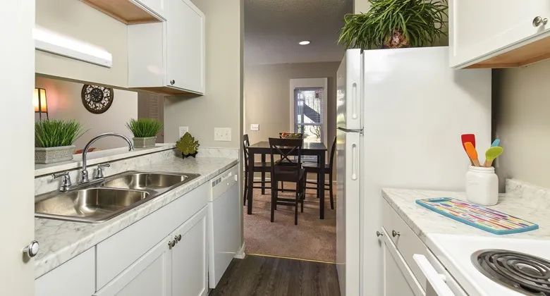 Kitchen | white cabinets | White appliances
