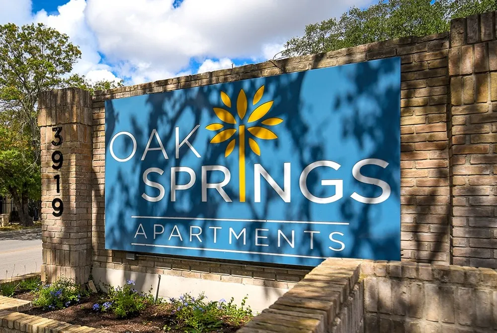 Oak Springs Apartments
