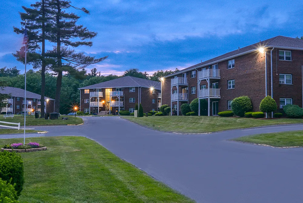 Lonvale community in the evening