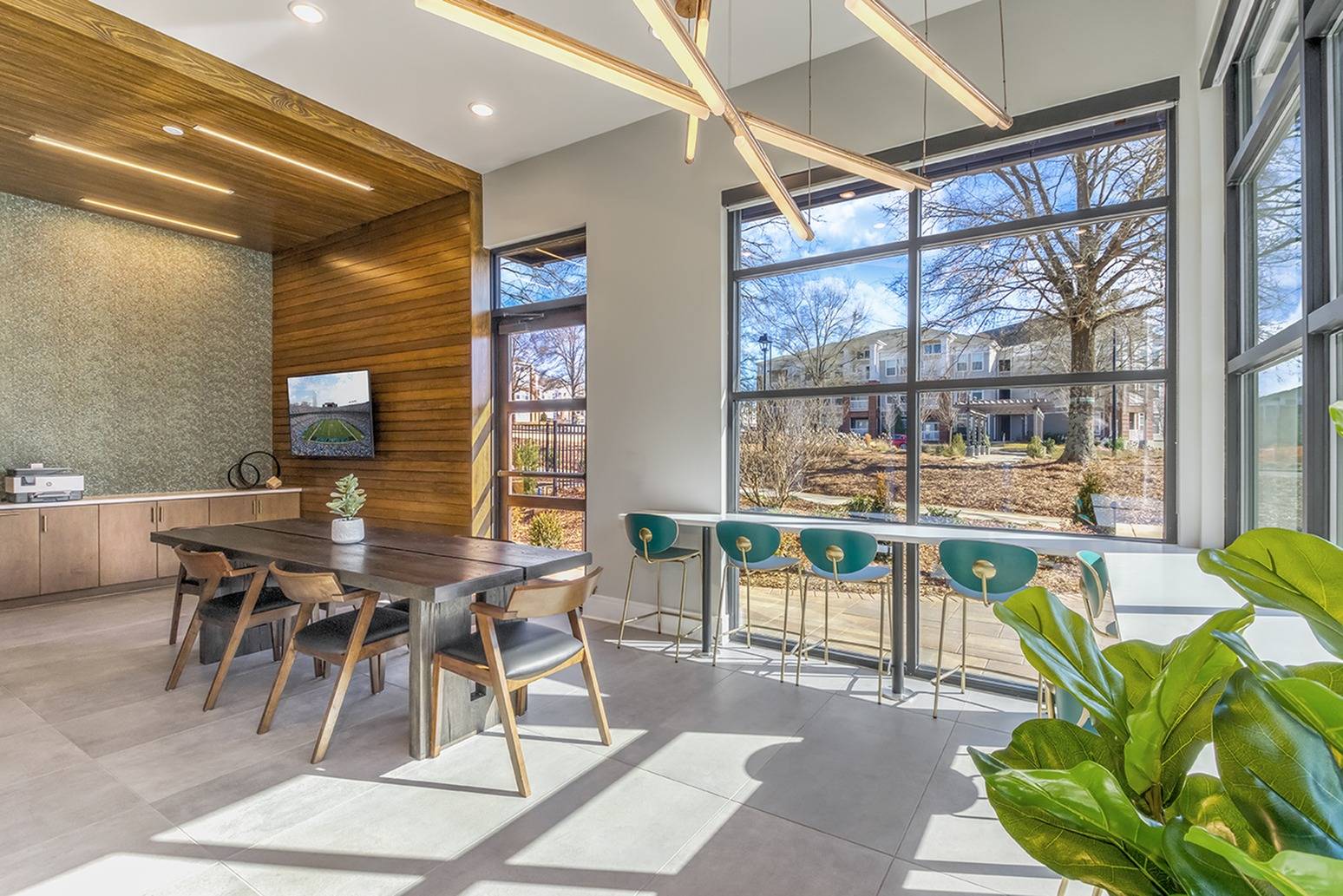 Cyber-Cafe with Coffee Bar