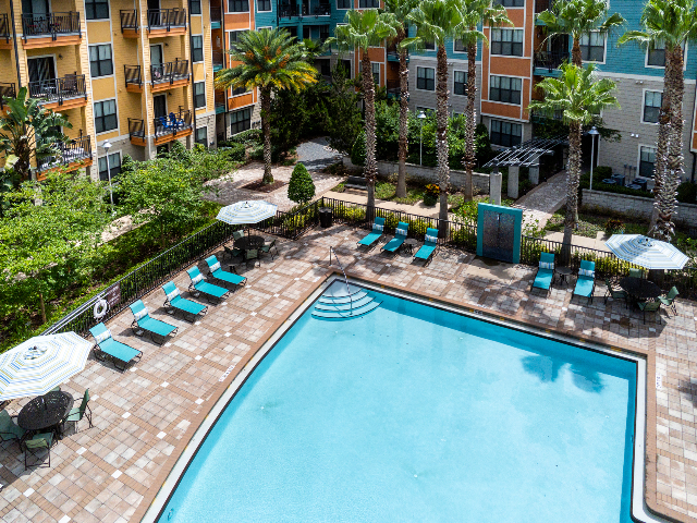 Millenia 700 Gorgeous Lake and Pool Views