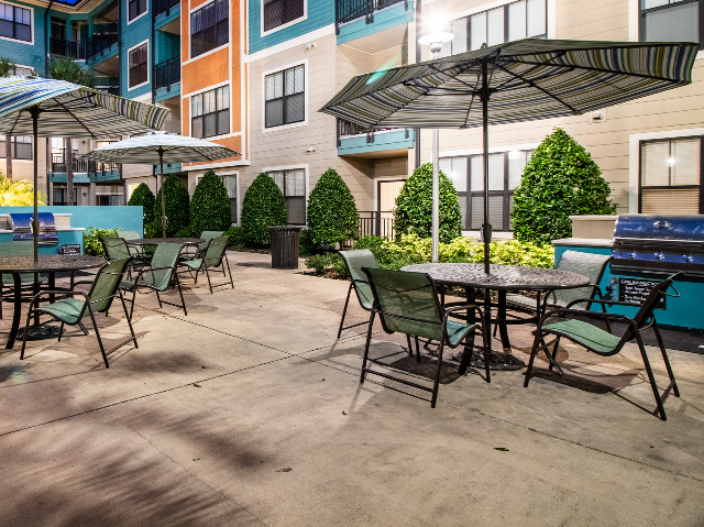 Millenia 700 Outdoor Grill and Picnic Area