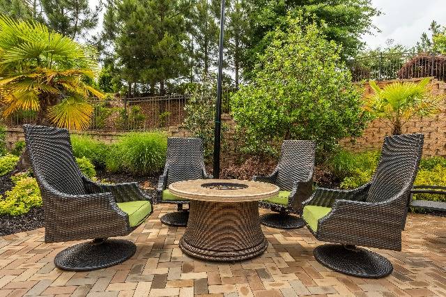 Fireside Lounge