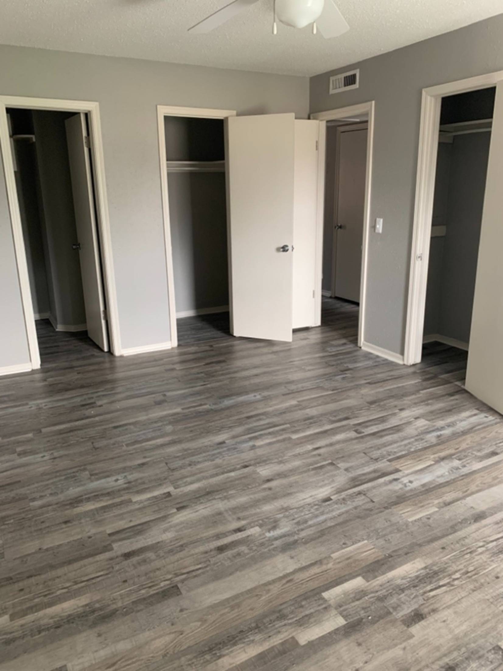 View Photos Vines at Meridian