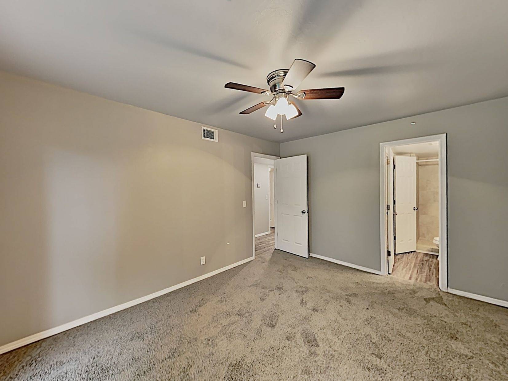 View Photos Vines at Meridian