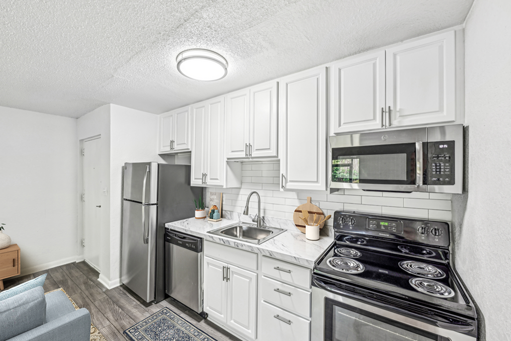 Modern White Kitchen