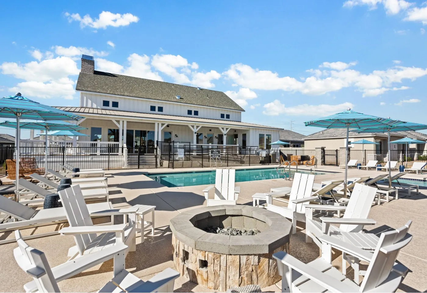 logan-at-jomax-resort-pool