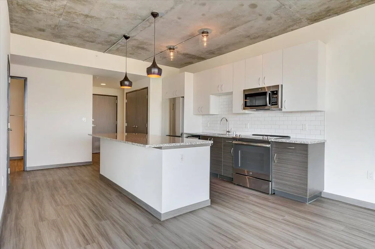 2 br