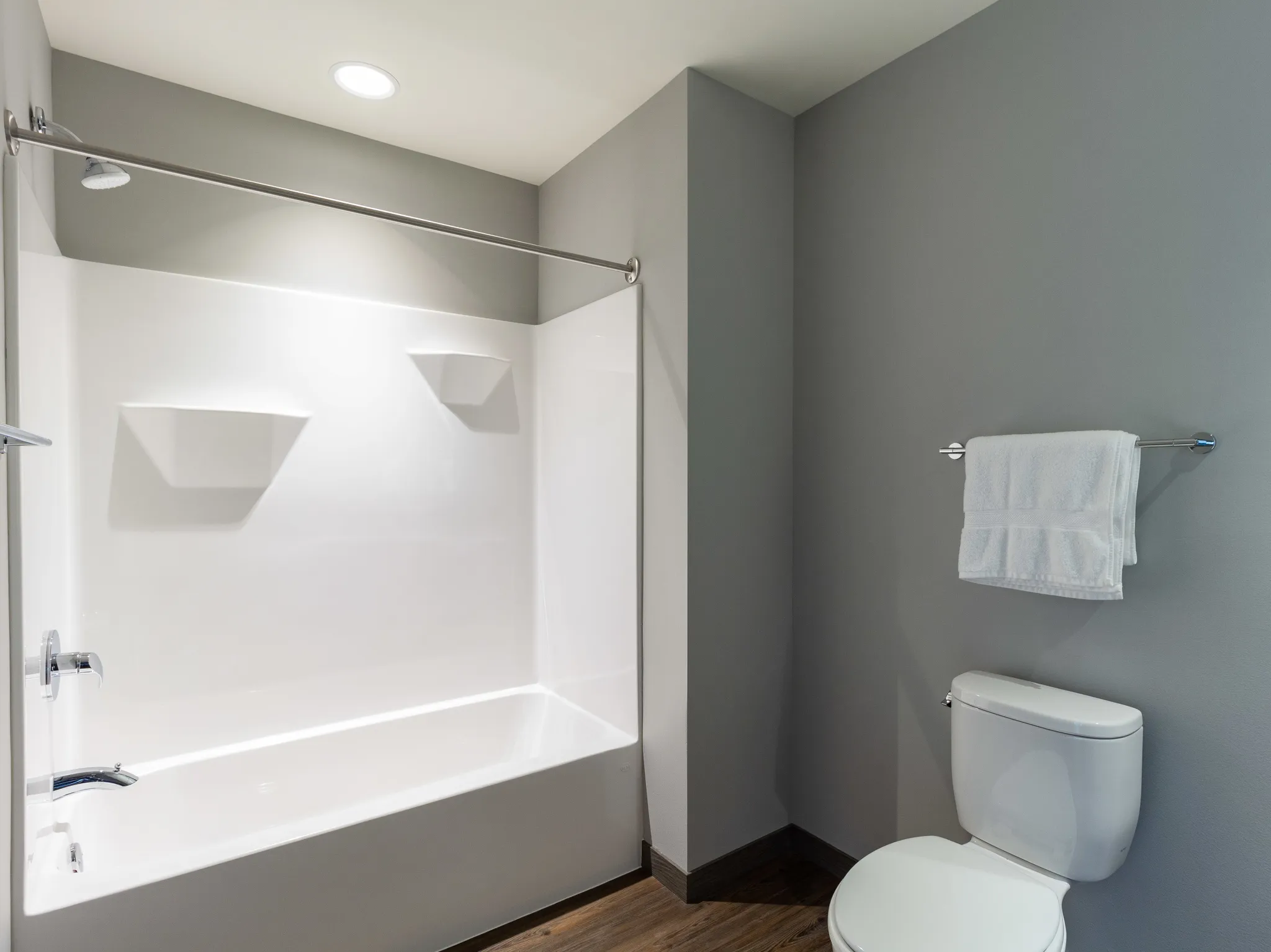3 Bed / 2 Bath - 1,341 SF - Master Bathroom
