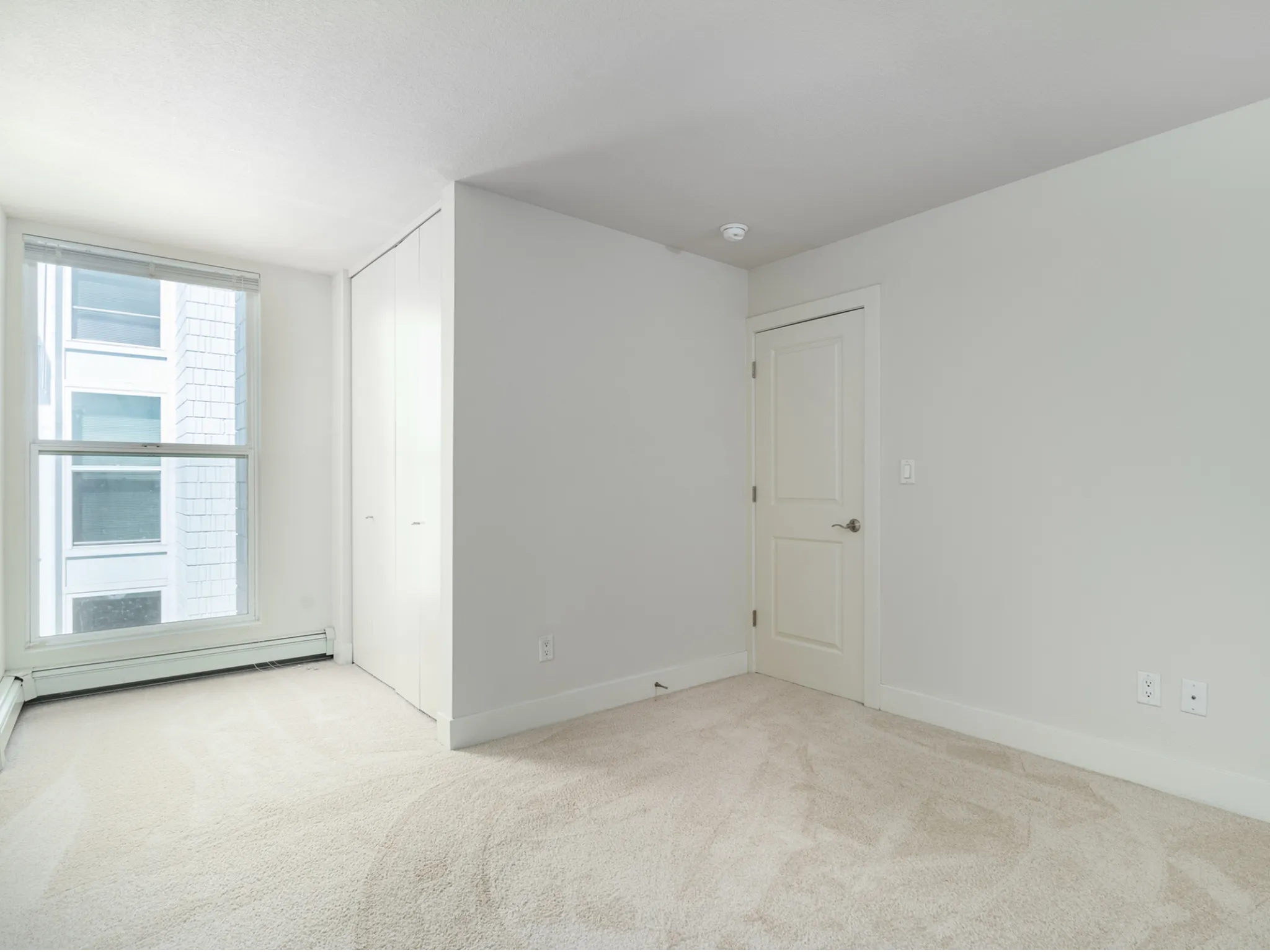 2 Bed / 1 Bath - Bedroom