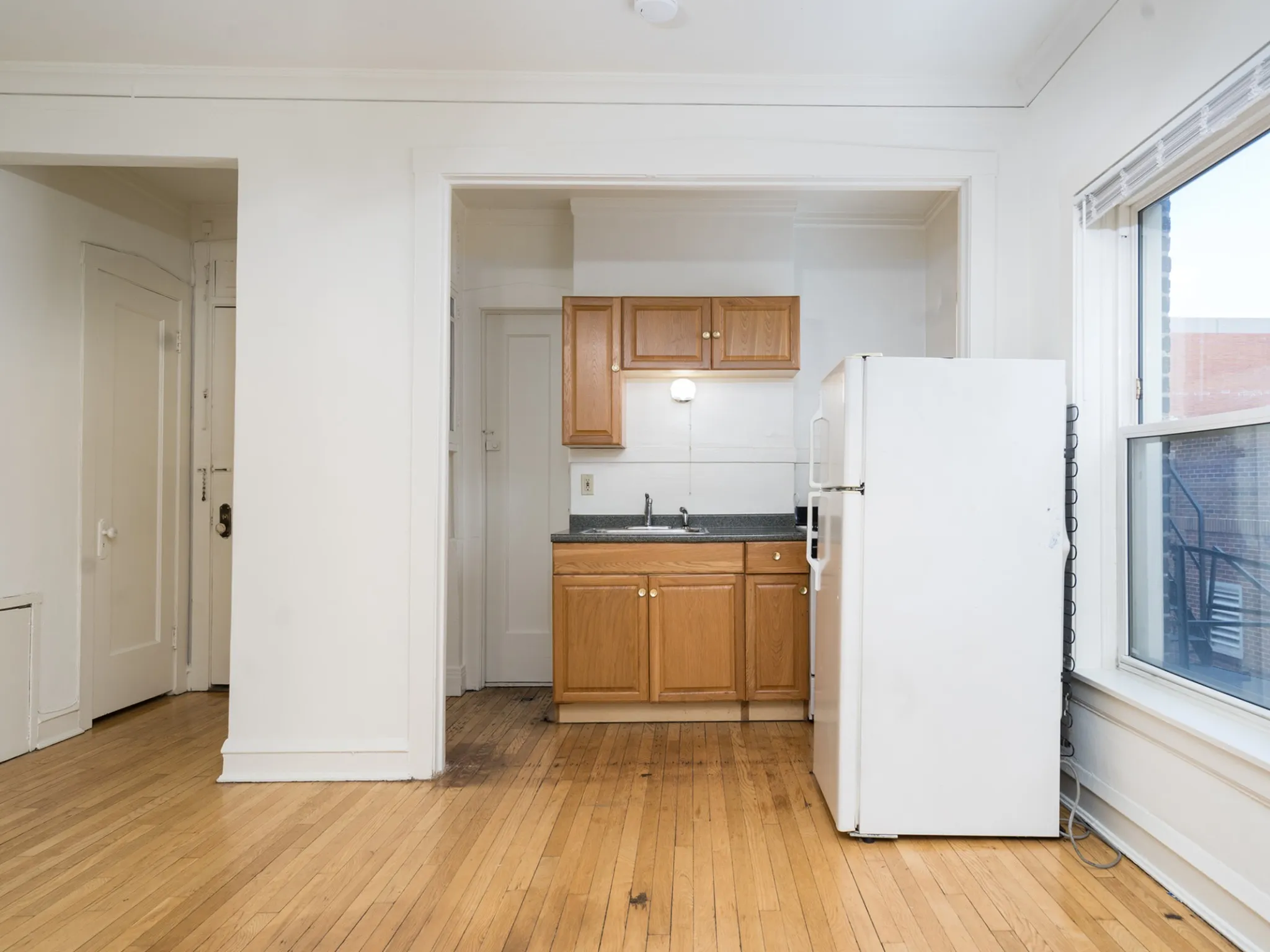 studio apt