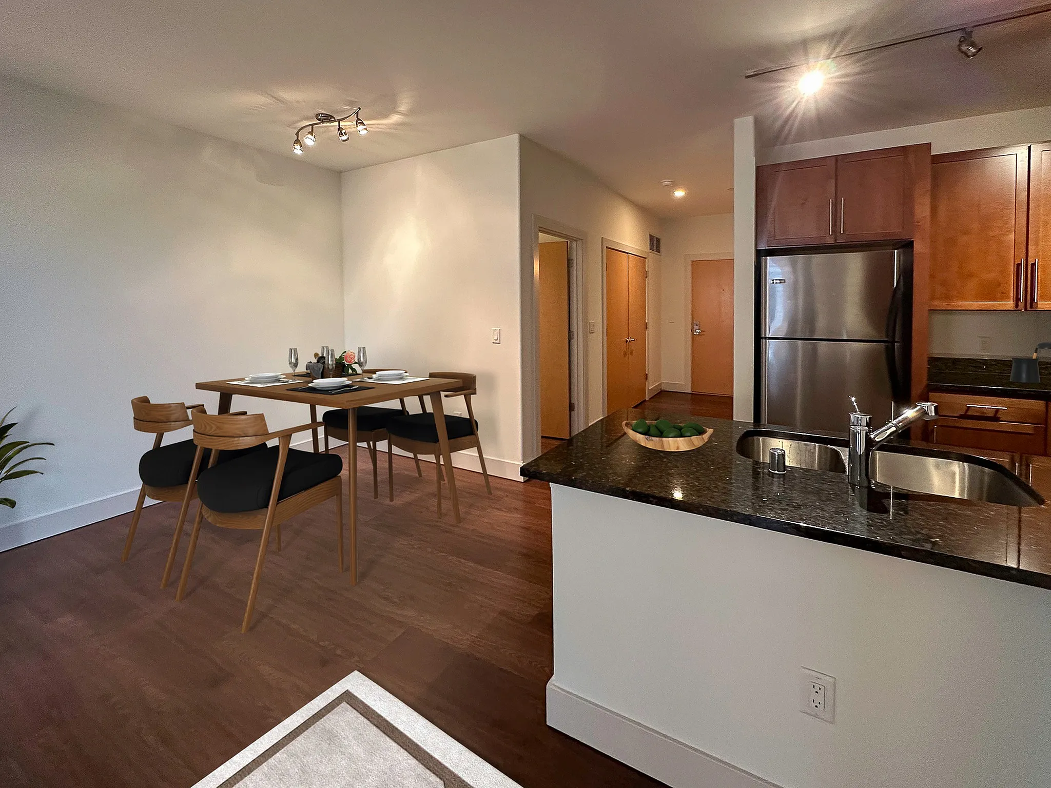 2 Bed / 2 Bath