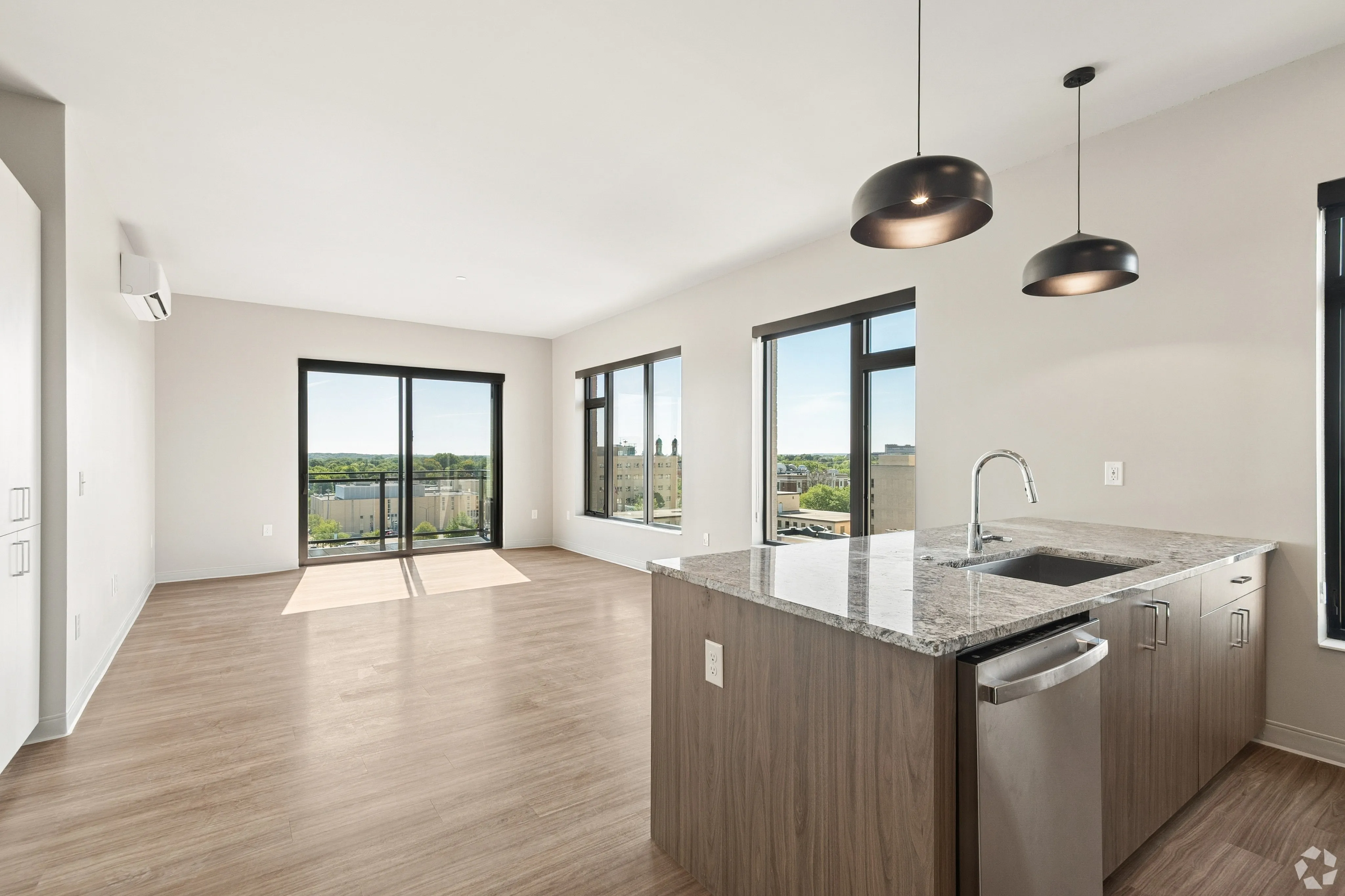 NOVA - Bright Kitchen and Living Area
