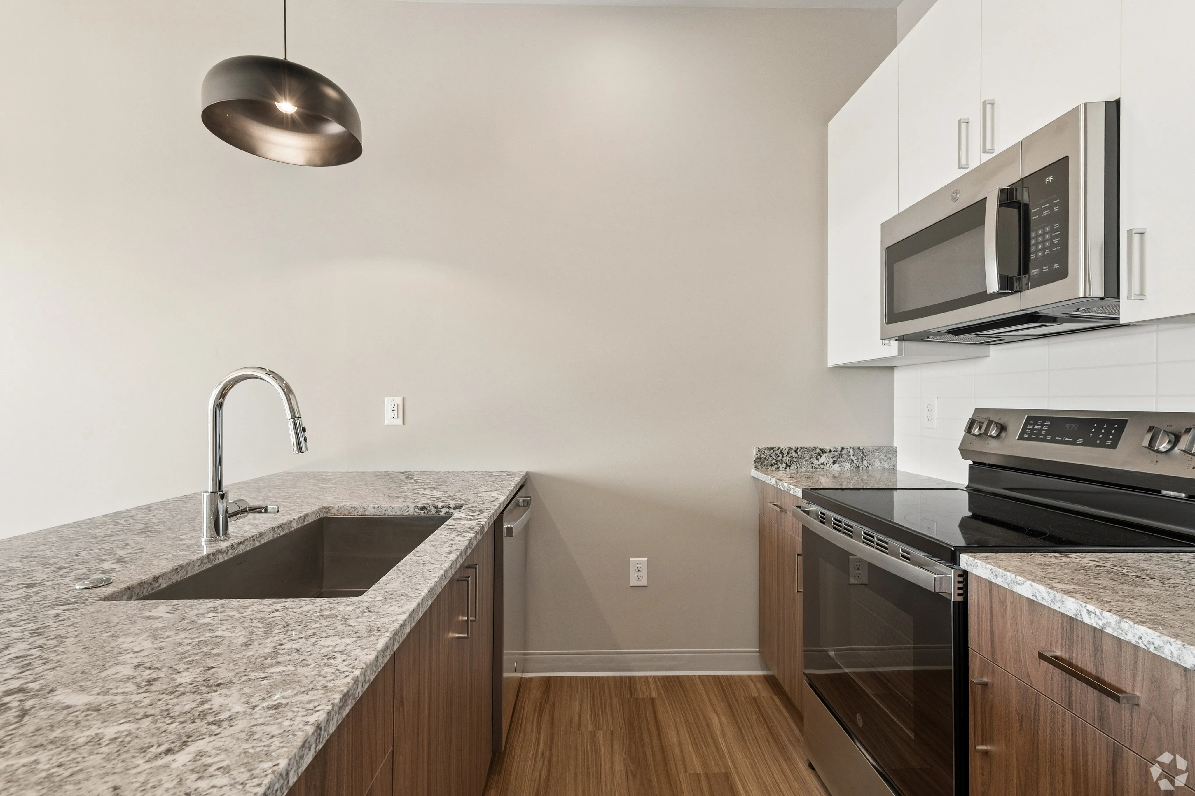 NOVA - Modern Kitchen