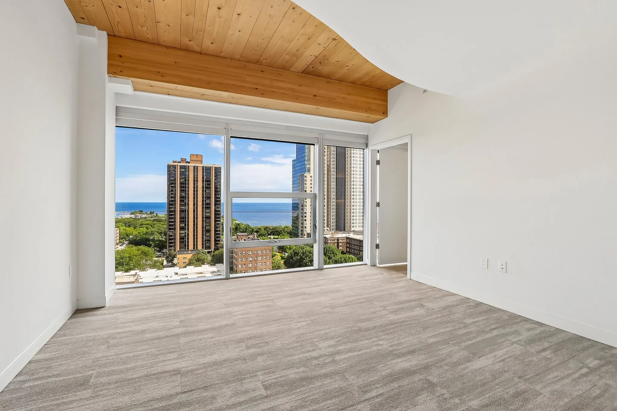 Willow - 3 BD / 2 BA - Primary Bedroom