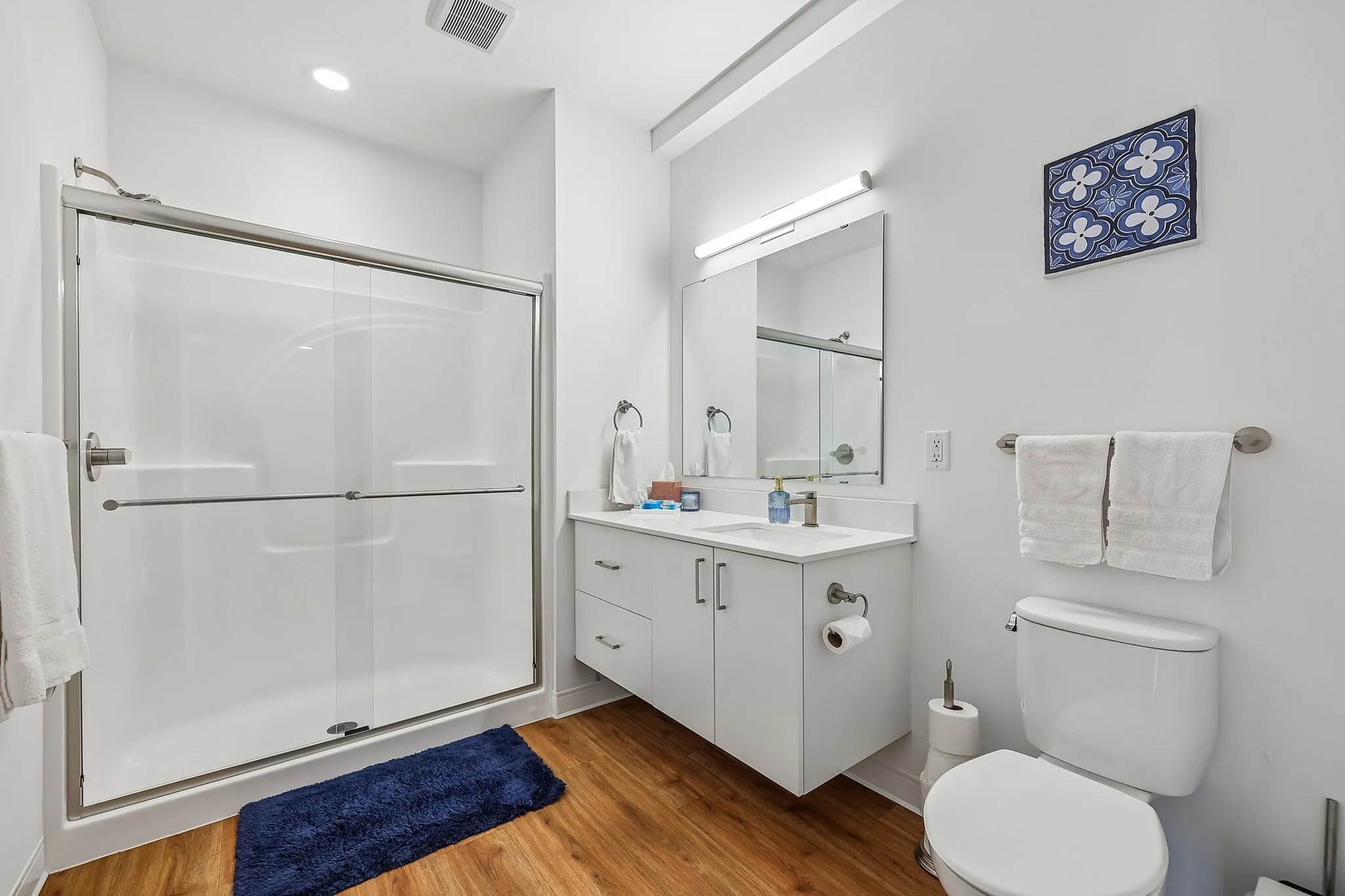 Supermoon Bathroom