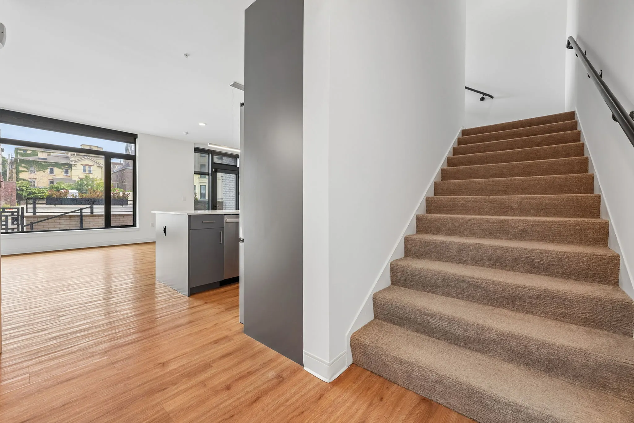 Buca Townhome - Bi Level
