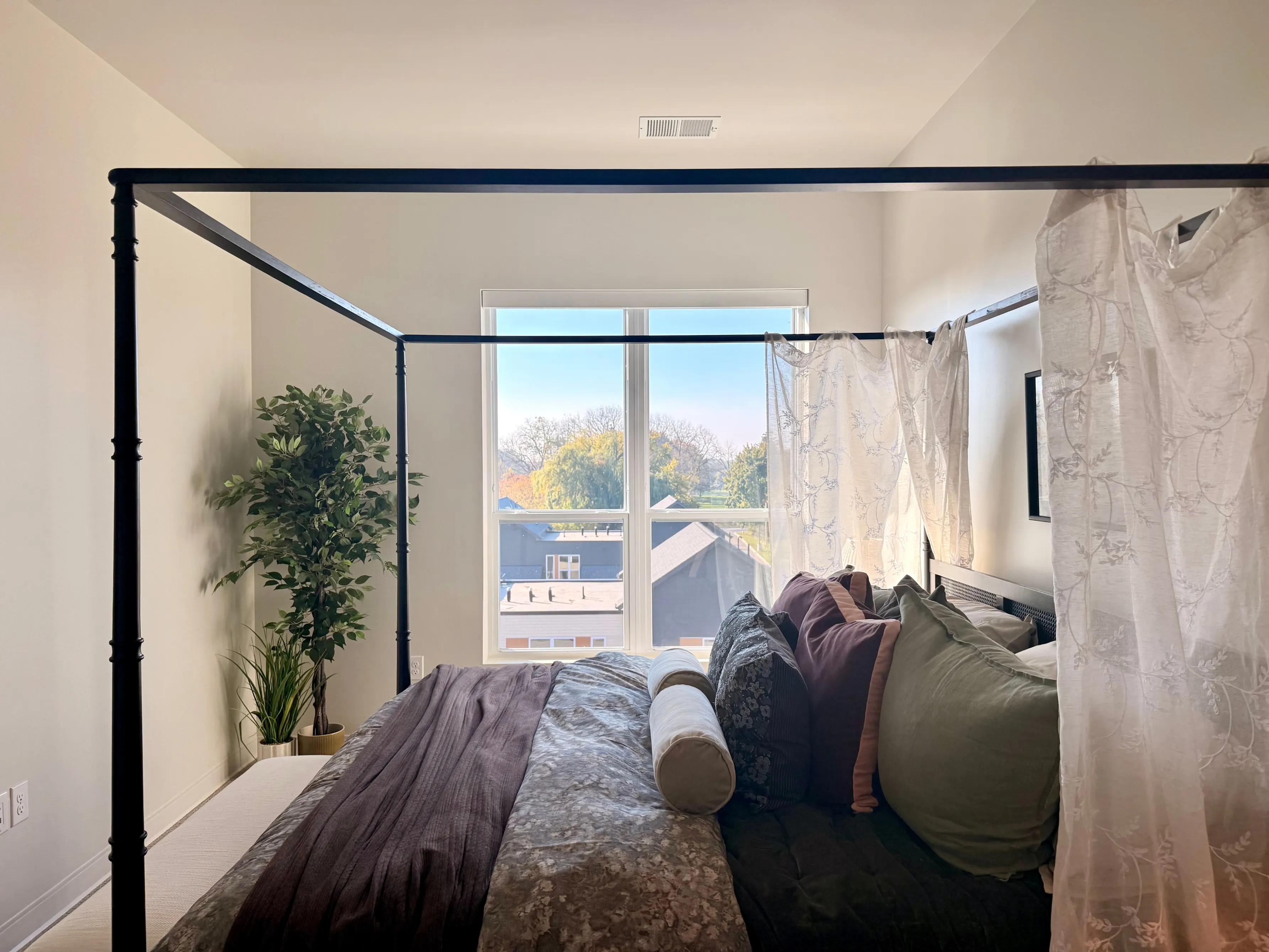 Orin Bedroom