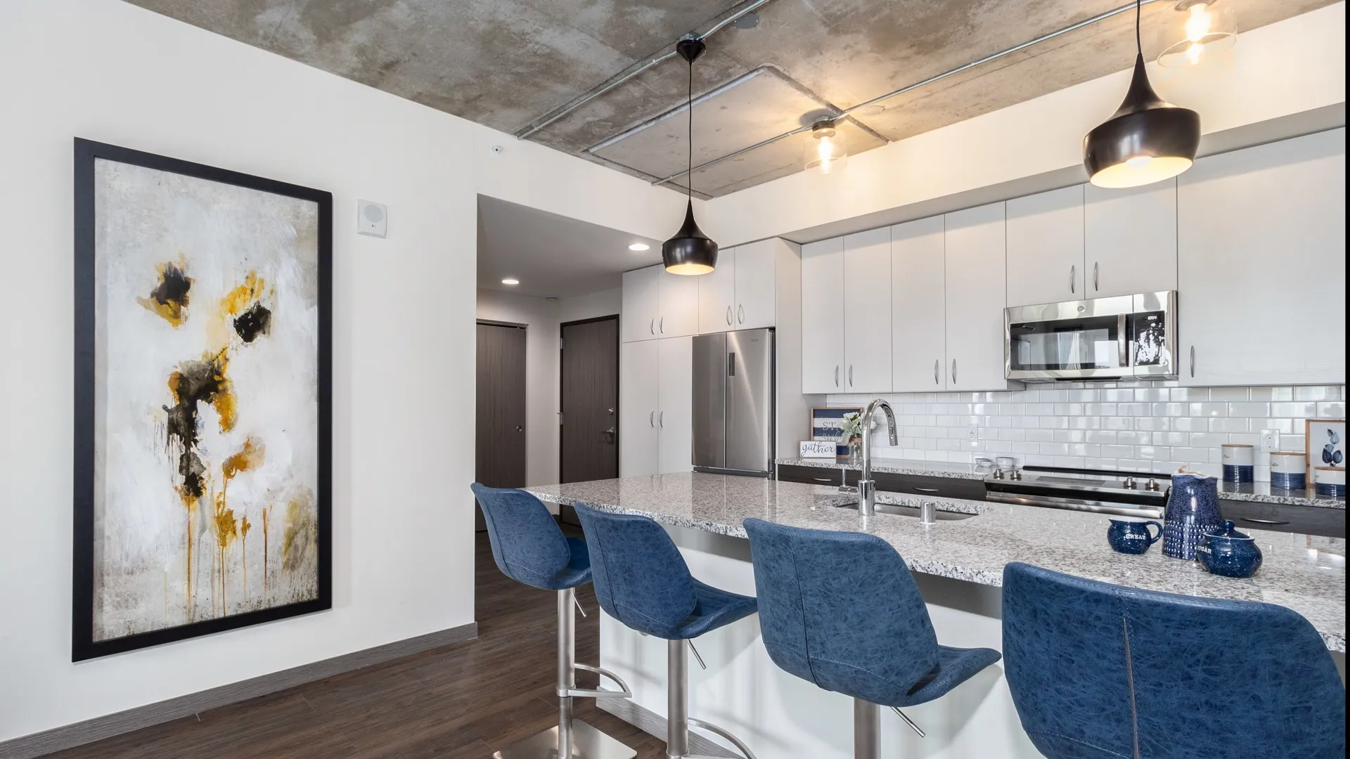 Urbanite | Urbanite | Milwaukee Apartments