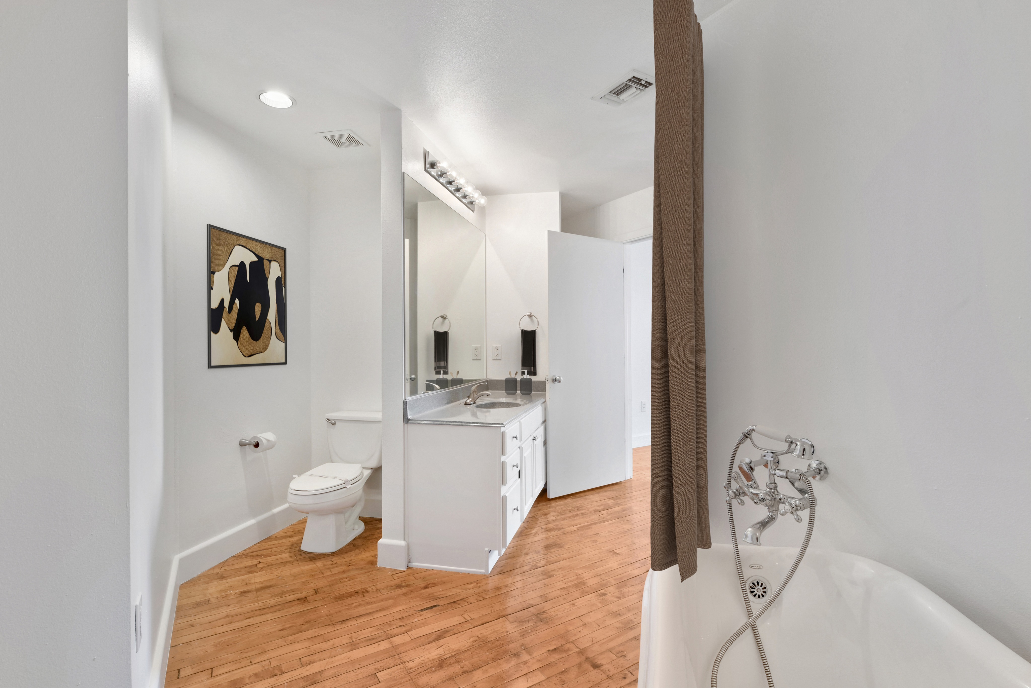 South Side on Lamar Photo Gallery | Dallas Lofts