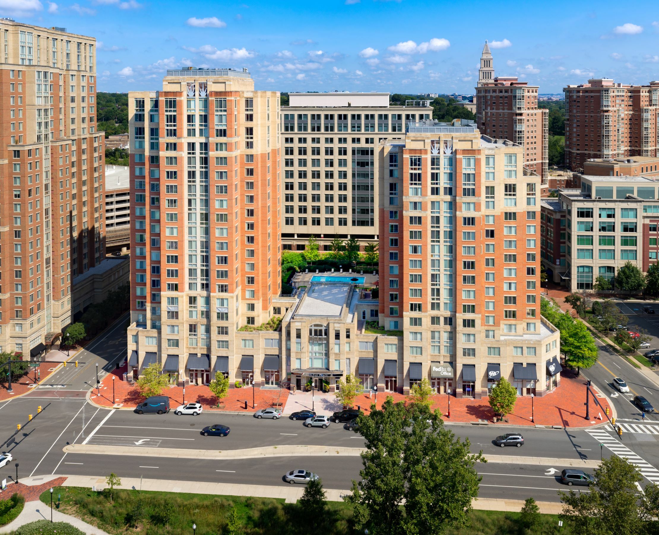 A Timeless Address for Modern Living: Discover Carlyle Place at Eisenhower Metro-image