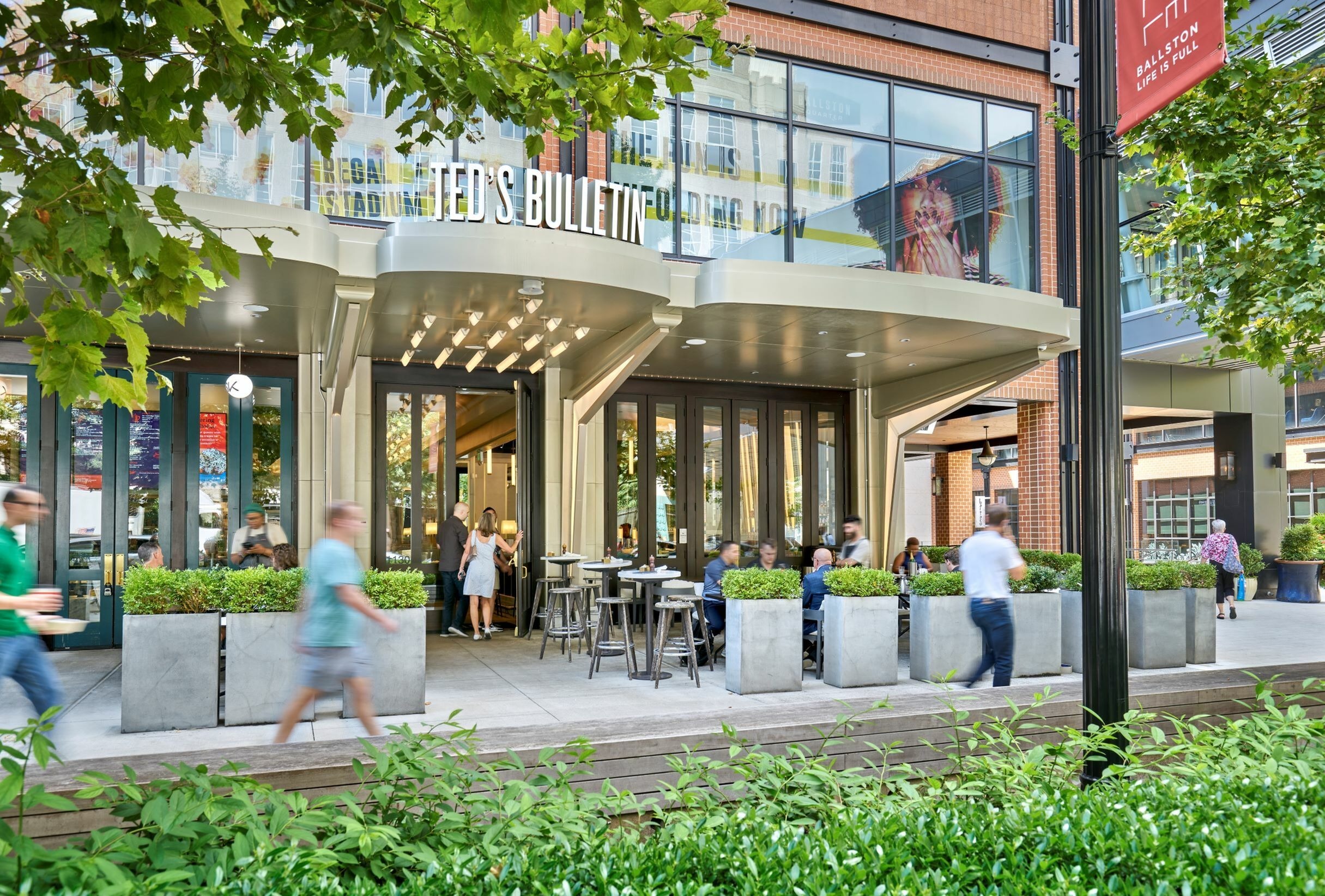 Take A Virtual Tour Meridian at Ballston Commons Apartments in