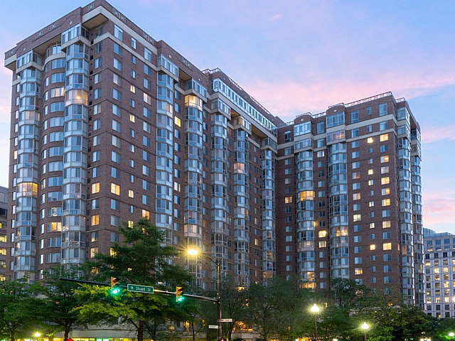 Meridian at Ballston Commons