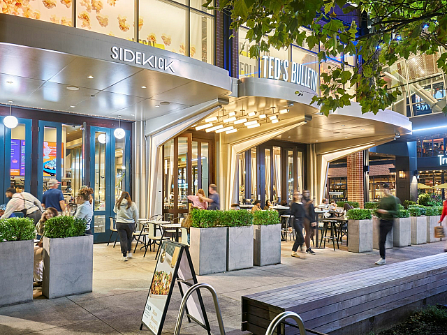 Ted's Bulletin at Night | Ballston Quarter | Ballston Park Apartments | Arlington VA Apartments