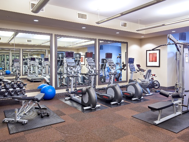 Fitness Center With Free Weights | Carlyle Place | Alexandria Apartments