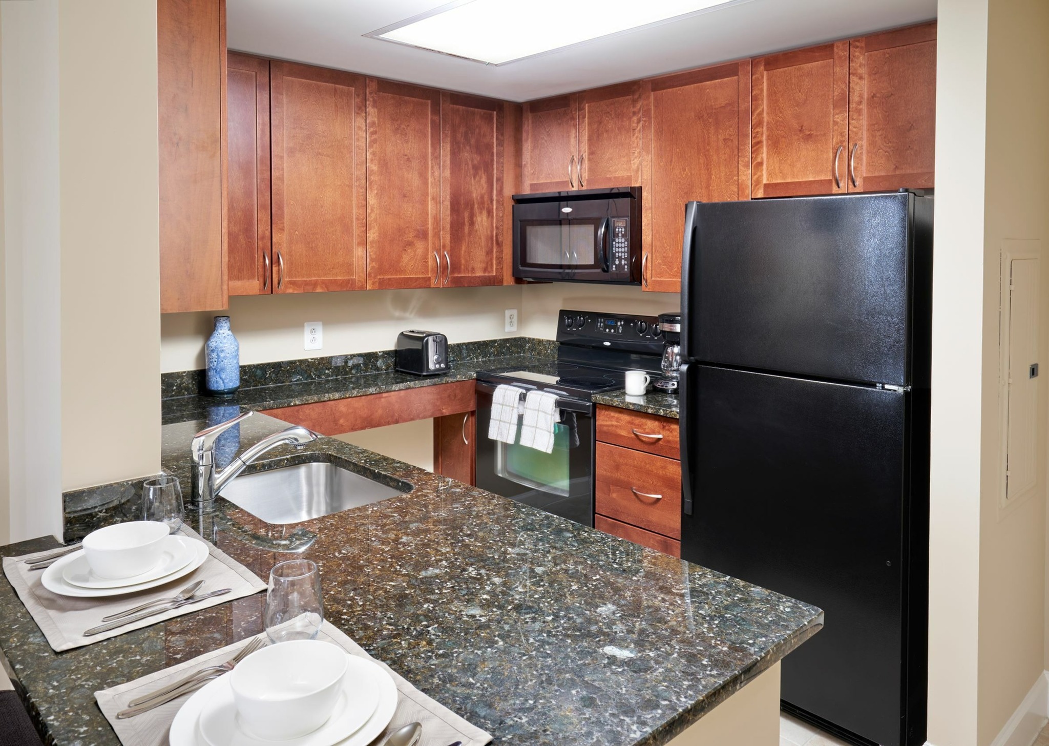 Image of a Kitchen | Meridian at Eisenhower Station | Alexandria VA Apartments