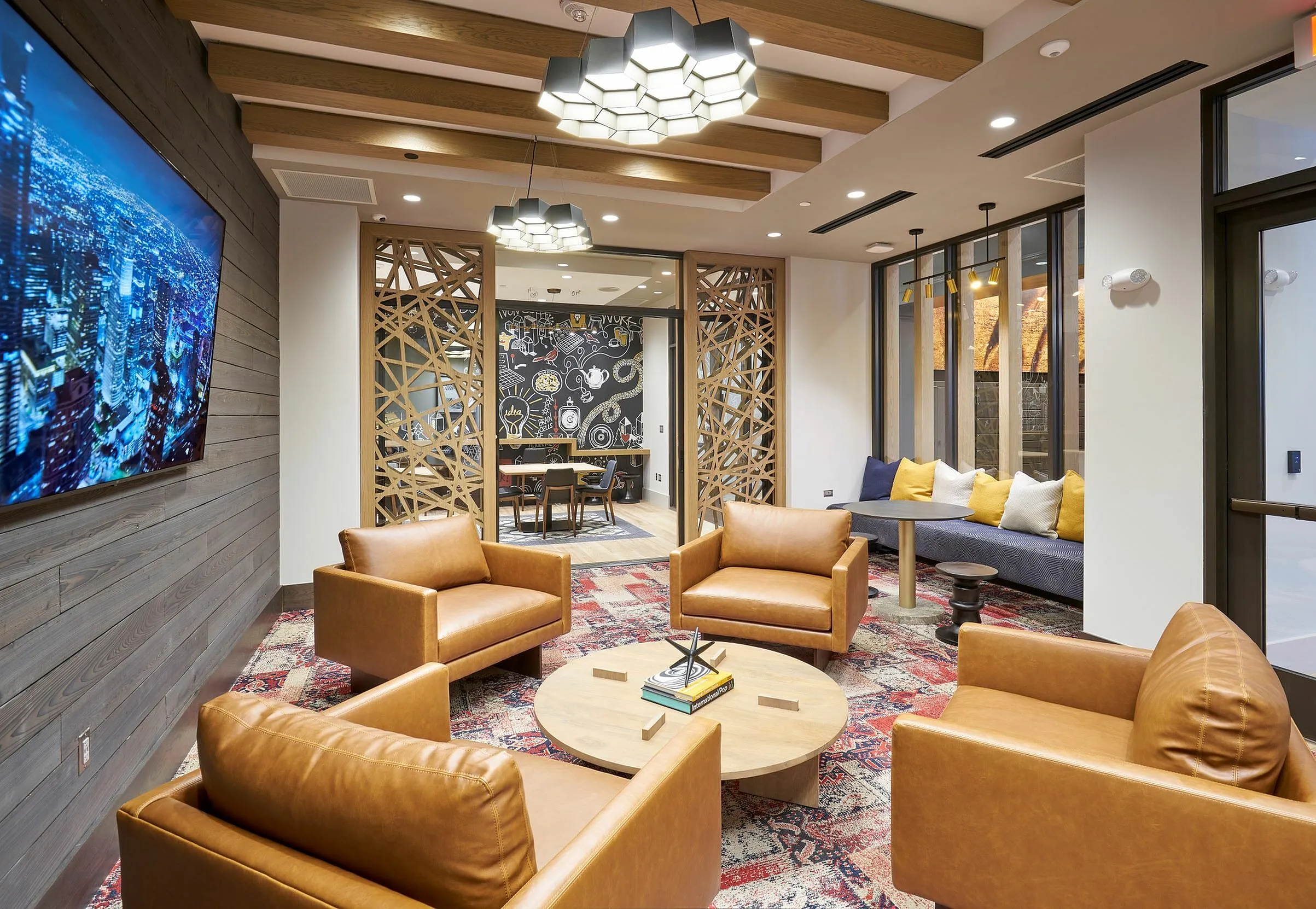 Resident Lounge | Ovation at  Arrowbrook | Affordable Herndon VA Apartments | Affordable Fairfax VA Apartments