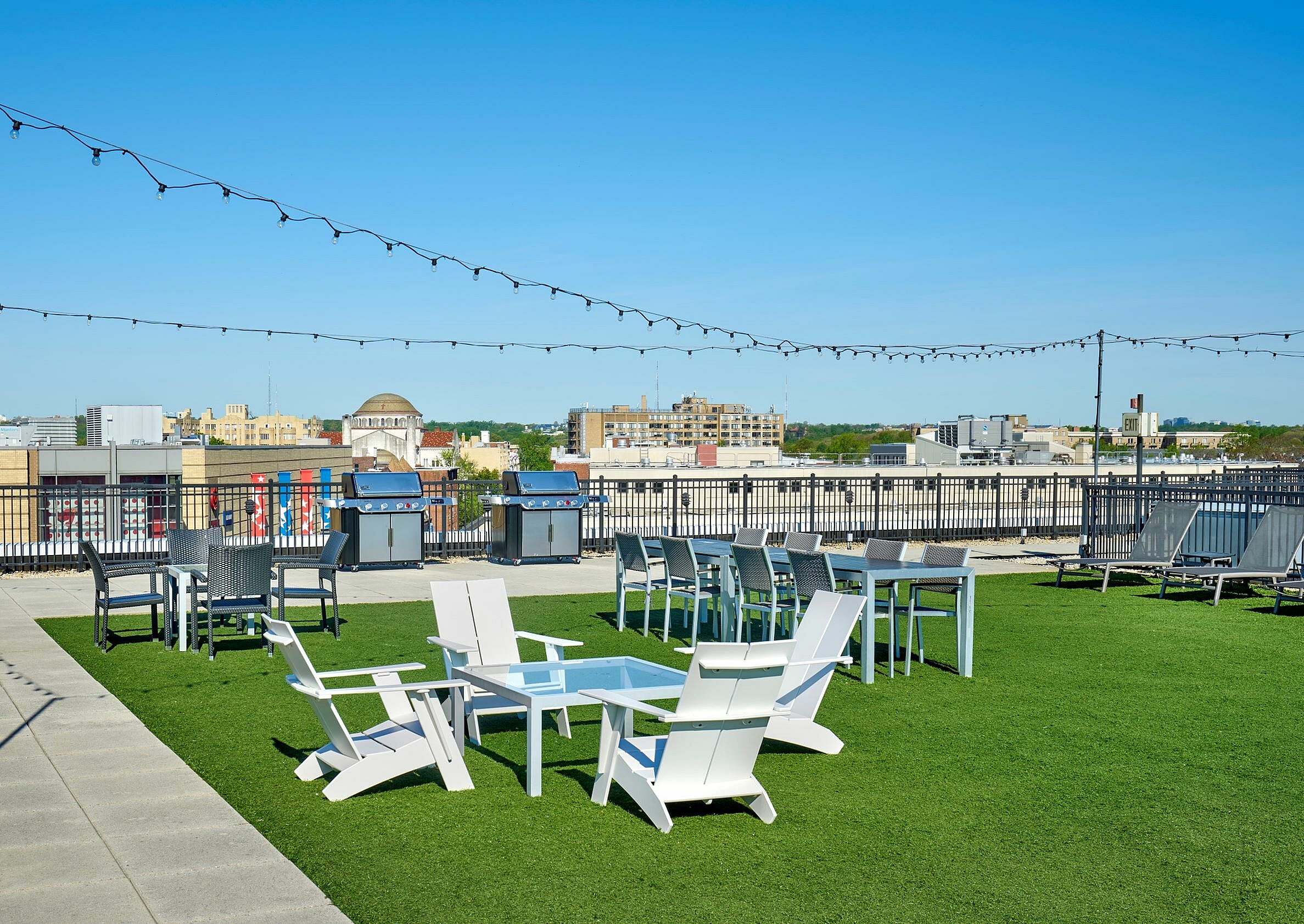 Resident Rooftop Sun Deck | Park Triangle Apartments Lofts and Flats