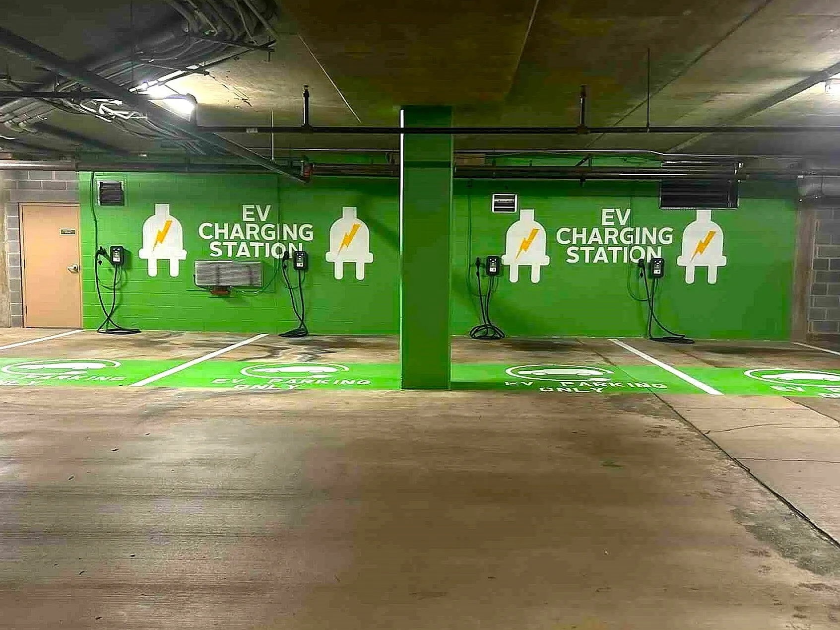 Image of 4 New Level 2 Plugzio EV Charging Stations for Meridian at Ballston Commons