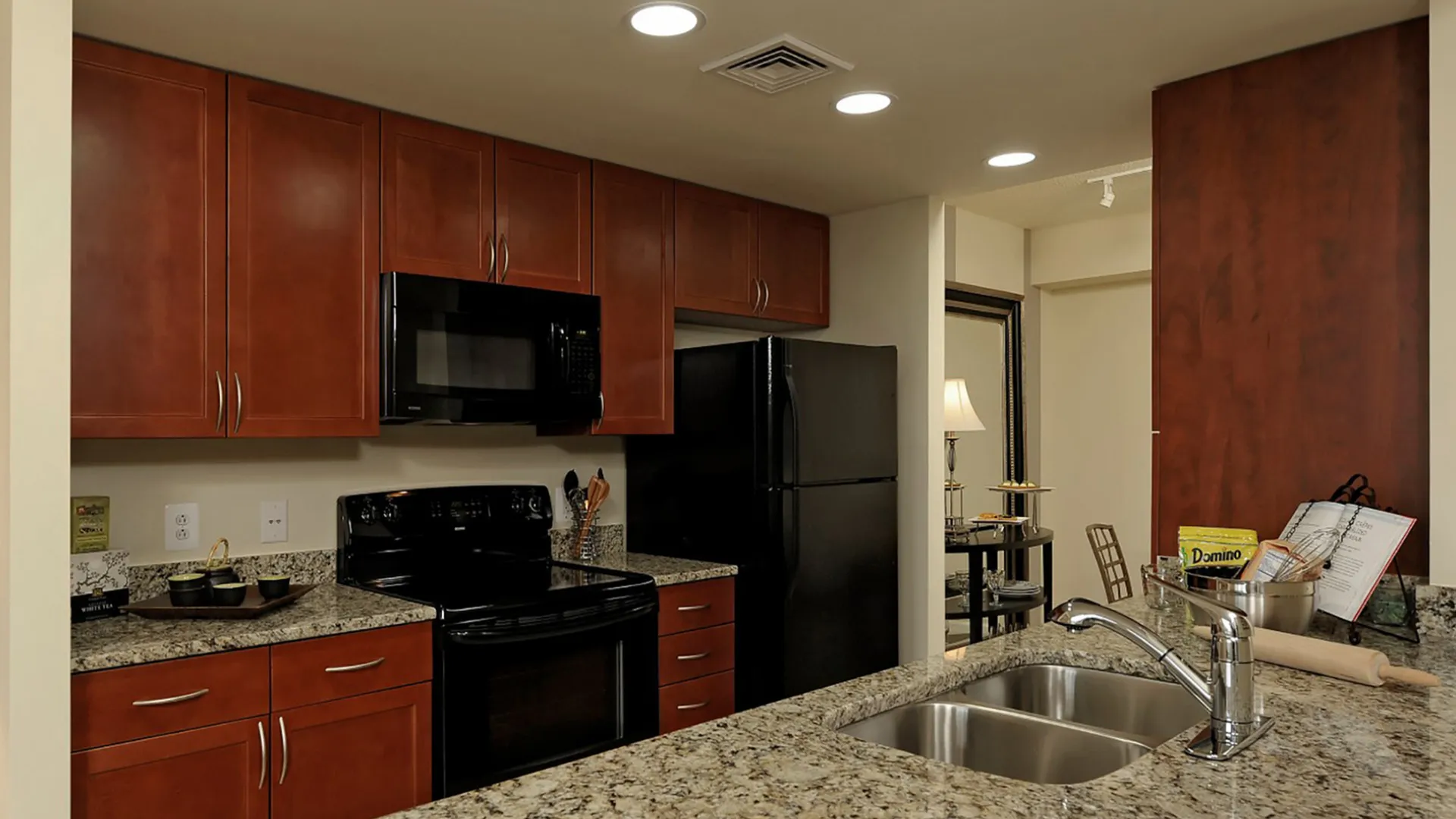 Meridian at Grosvenor Station Kitchen | Apartments North Bethesda MD