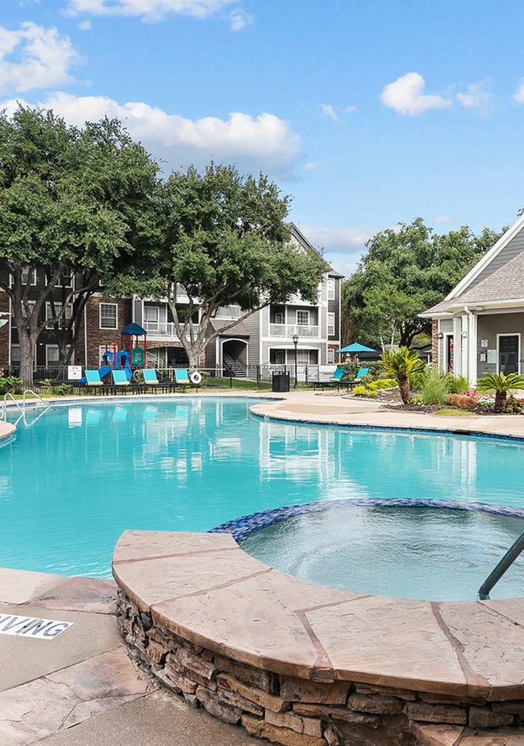 Weston at Copperfield Apartments In Houston, TX