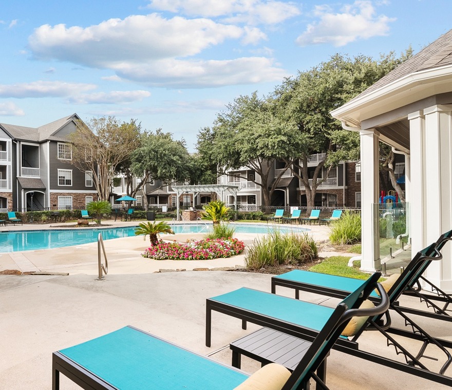 Weston at Copperfield Apartments In Houston, TX