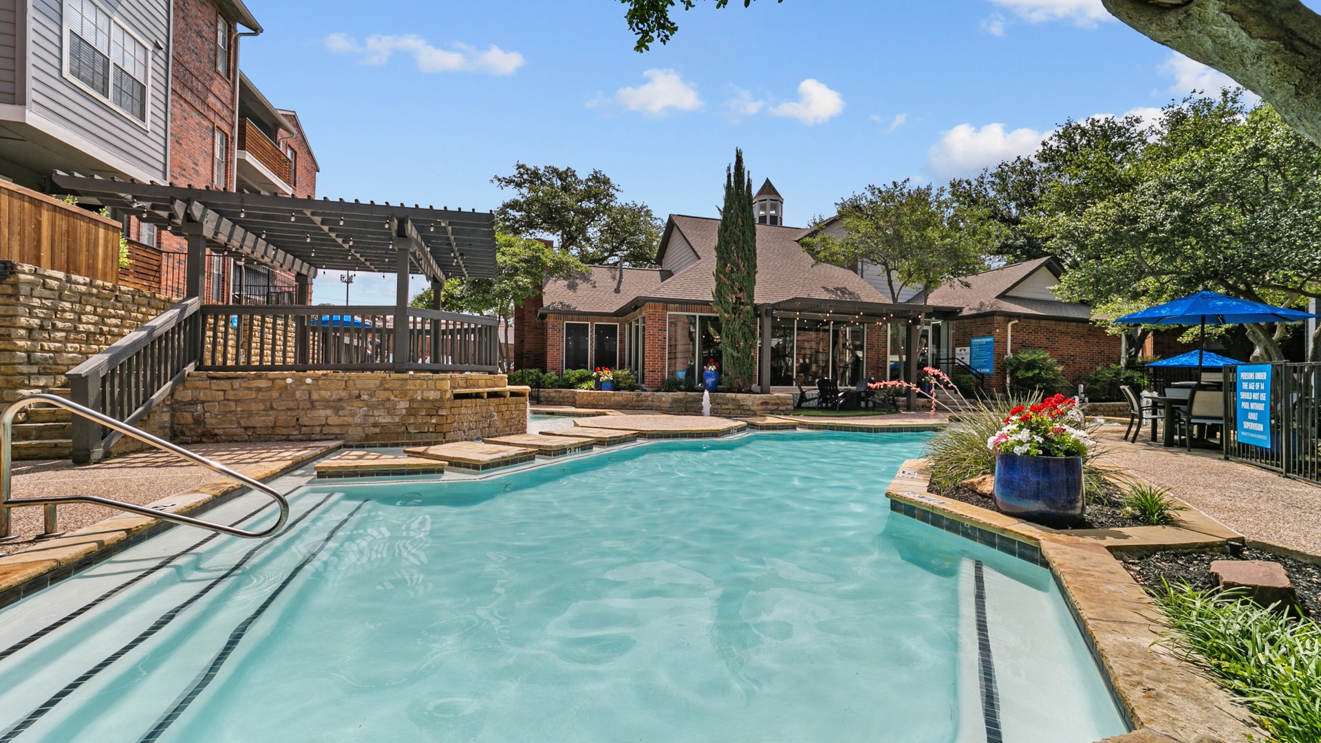 pool