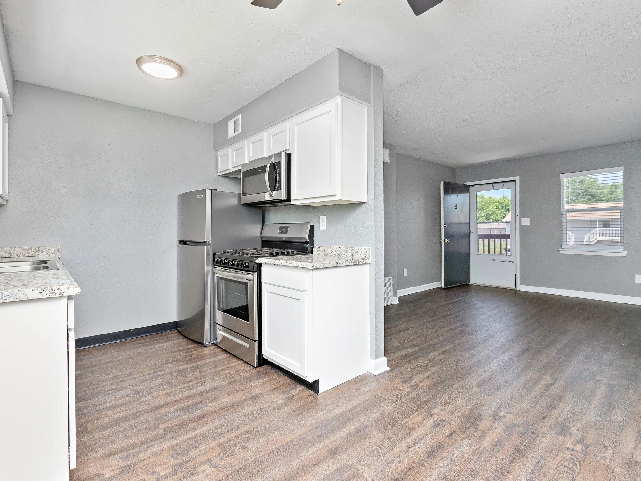 MapleEstates - Dining/Living Room