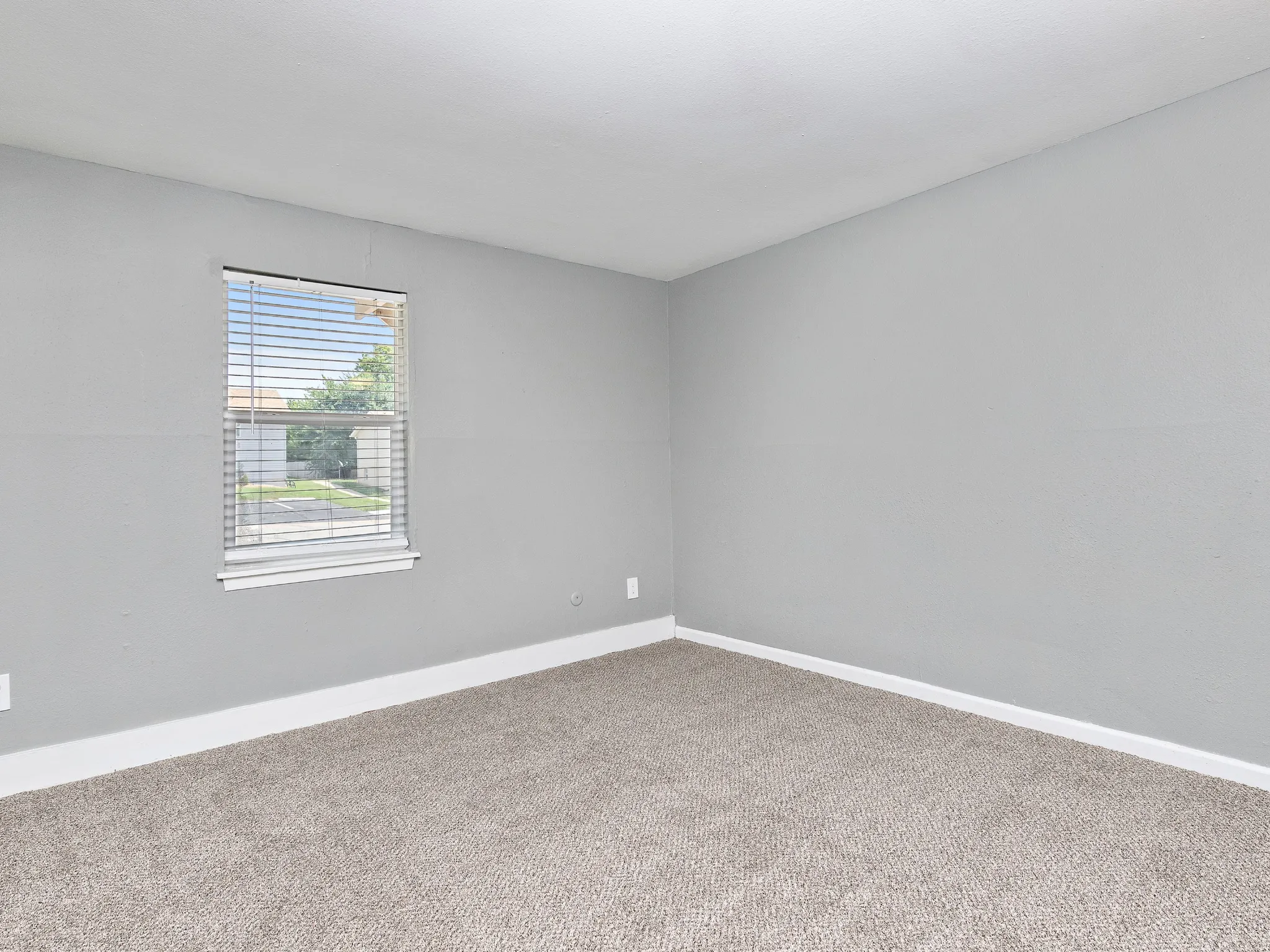 MapleEstates - Bedroom
