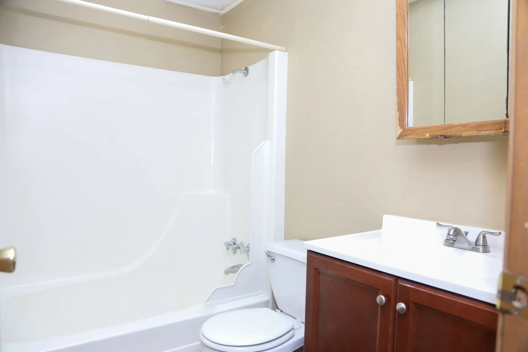 Maple Estates 291 Bathroom