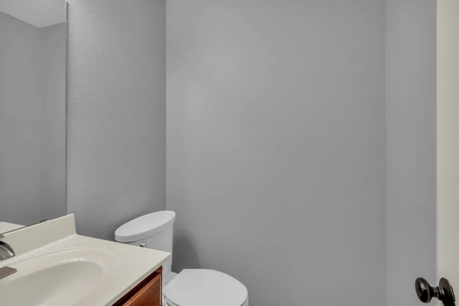 TH4 Bath